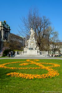 Vienna in Spring: Burggarten